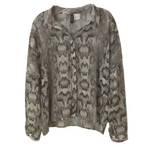 H&M Divided Grey & White Snakeskin Buttoned Blouse